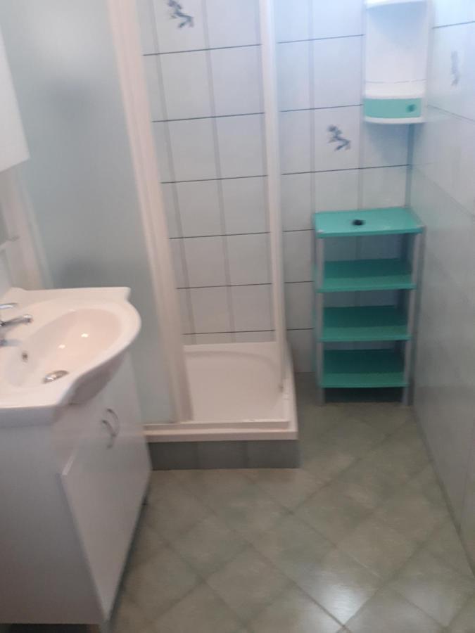 Apartments Makaus Kampor Zewnętrze zdjęcie