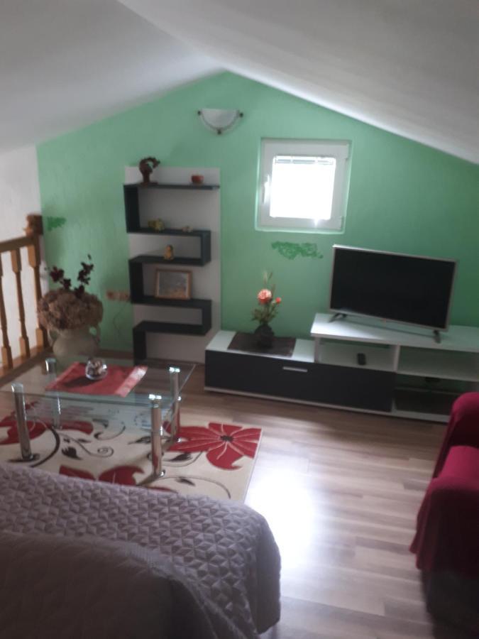 Apartments Makaus Kampor Zewnętrze zdjęcie
