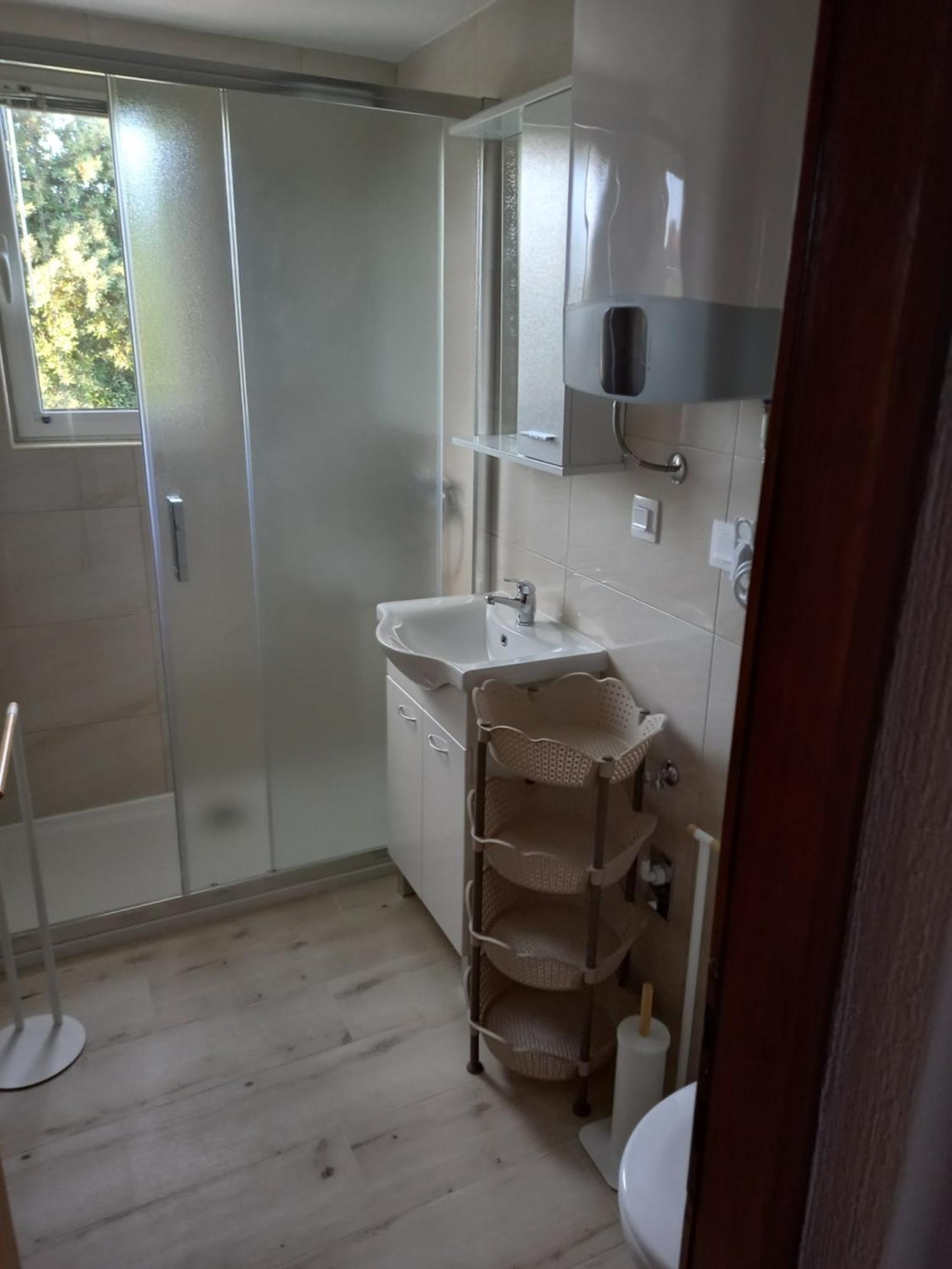 Apartments Makaus Kampor Zewnętrze zdjęcie