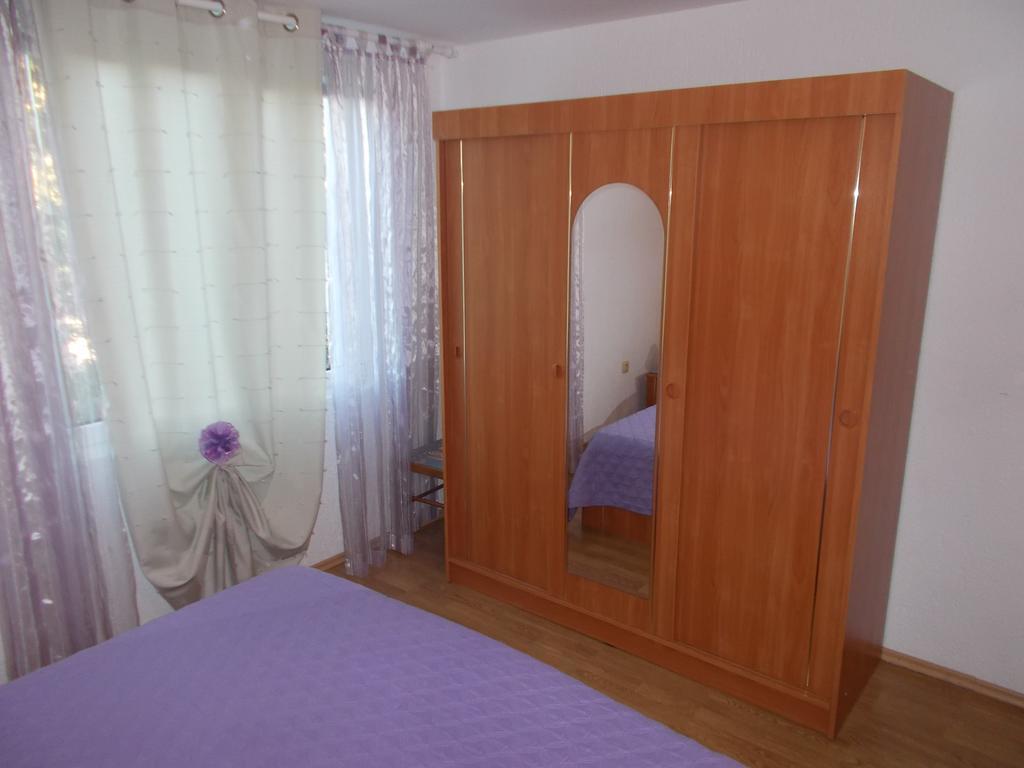 Apartments Makaus Kampor Zewnętrze zdjęcie